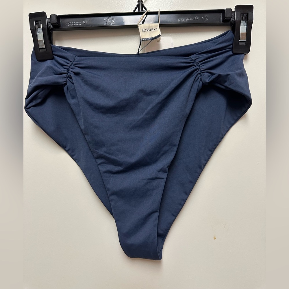 L*Space Arlo bottom, size medium NWT